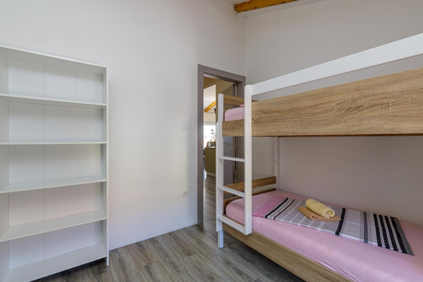 Apartments Mirjana Medulin Bagian luar foto