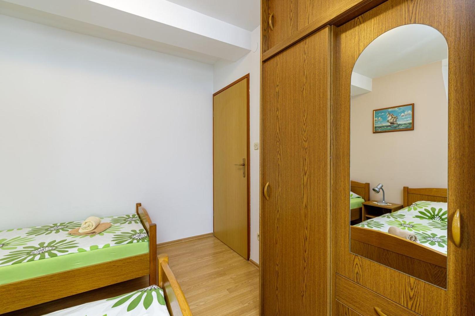 Apartments Mirjana Medulin Bagian luar foto