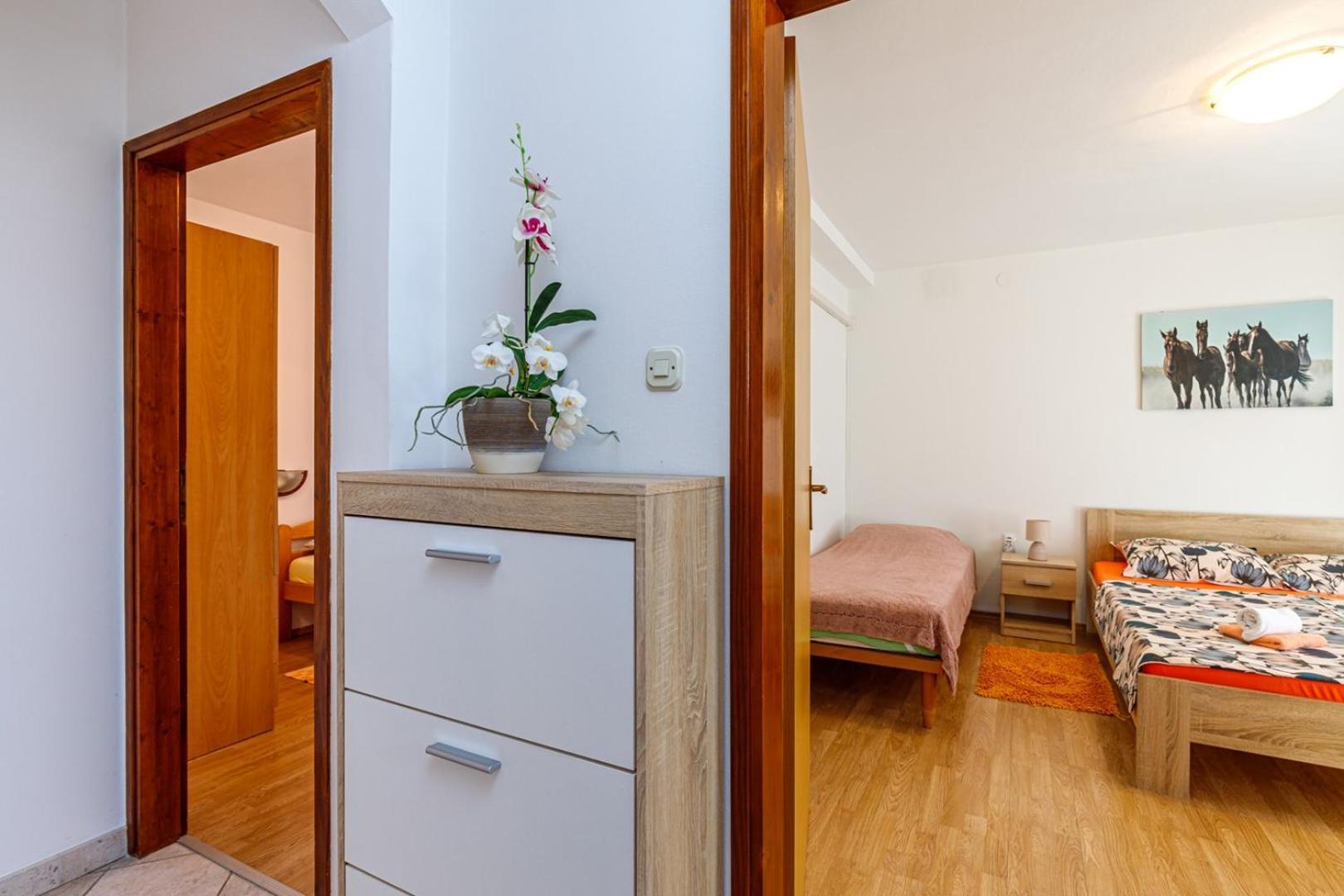 Apartments Mirjana Medulin Bagian luar foto