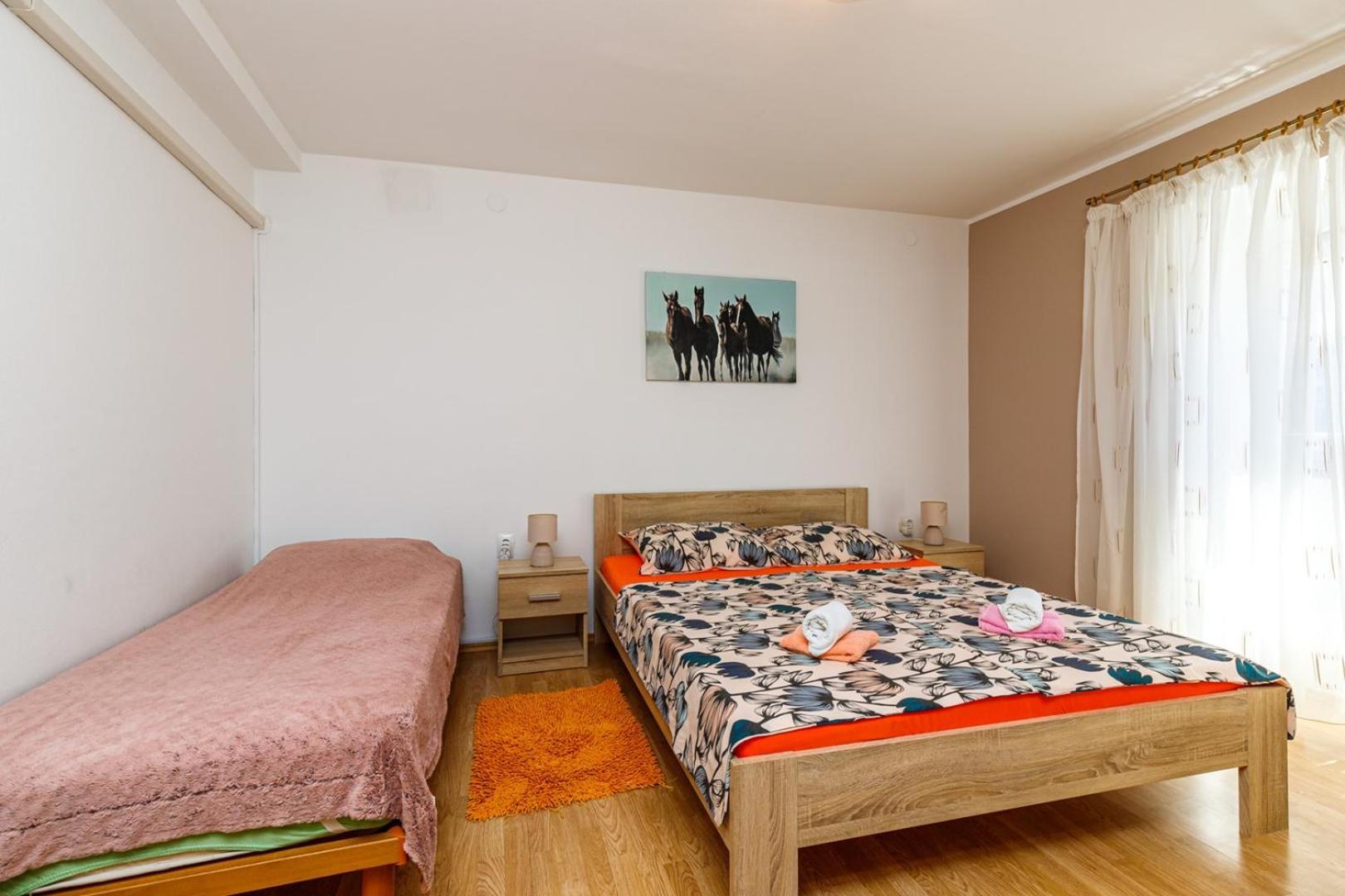 Apartments Mirjana Medulin Bagian luar foto