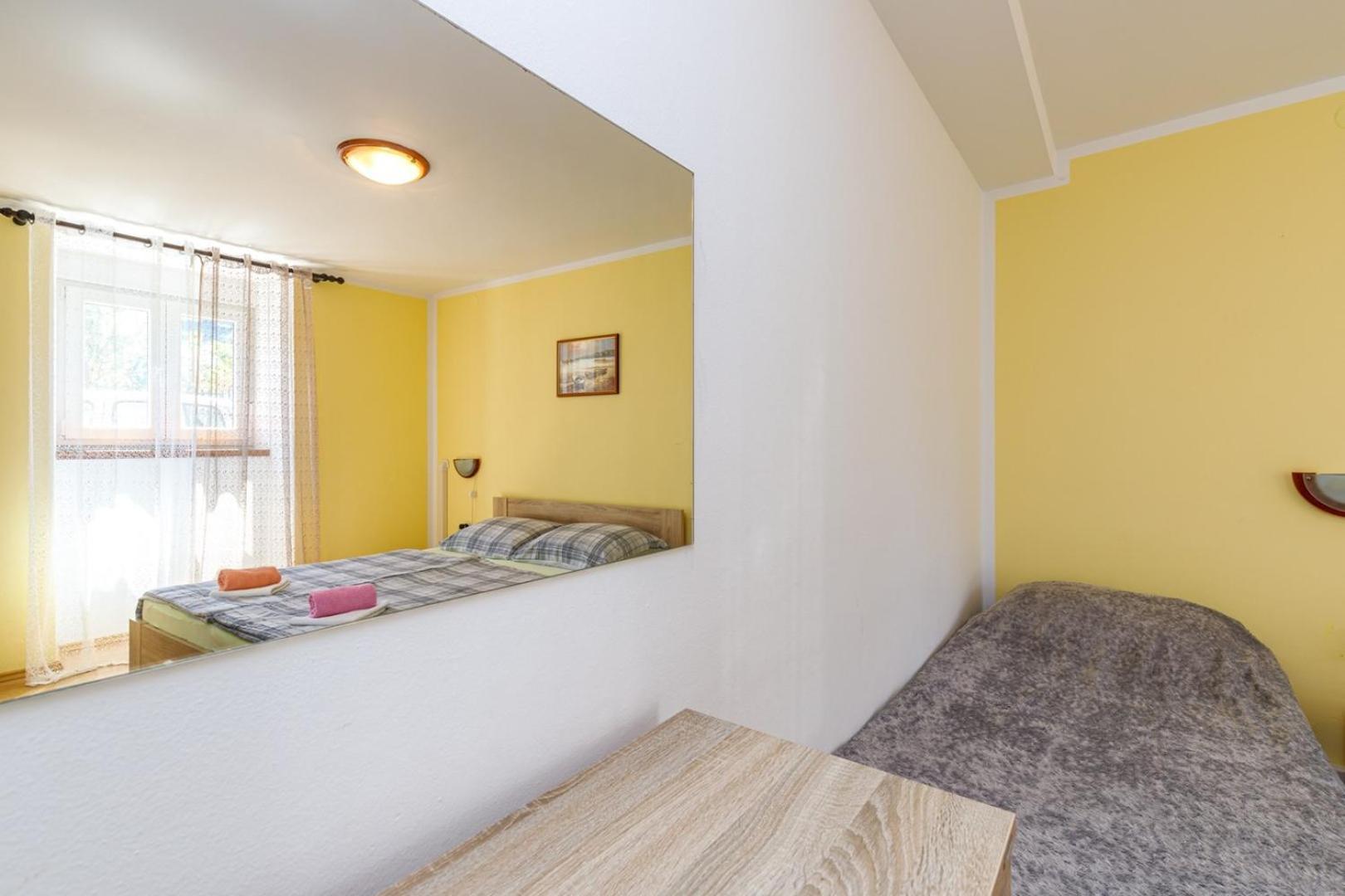 Apartments Mirjana Medulin Bagian luar foto