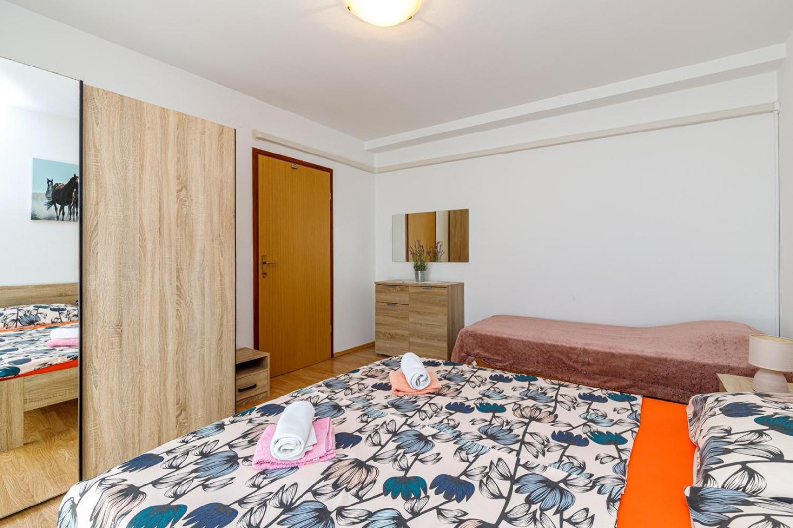 Apartments Mirjana Medulin Bagian luar foto